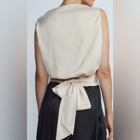 New York & Company women’s cowl neck cream colored sleeveless top NWT - Picture 10 of 11